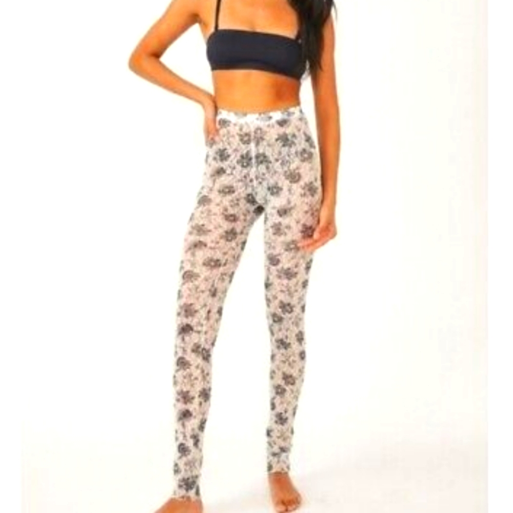 Free People Layered in Lace Legging Ivory Combo Size Small